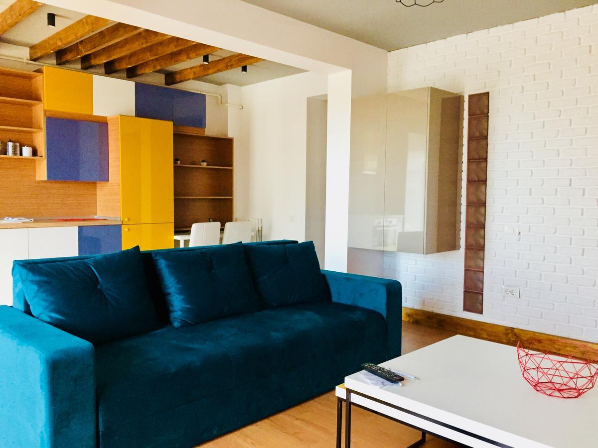 Apartament Aty Navodari Bagian luar foto