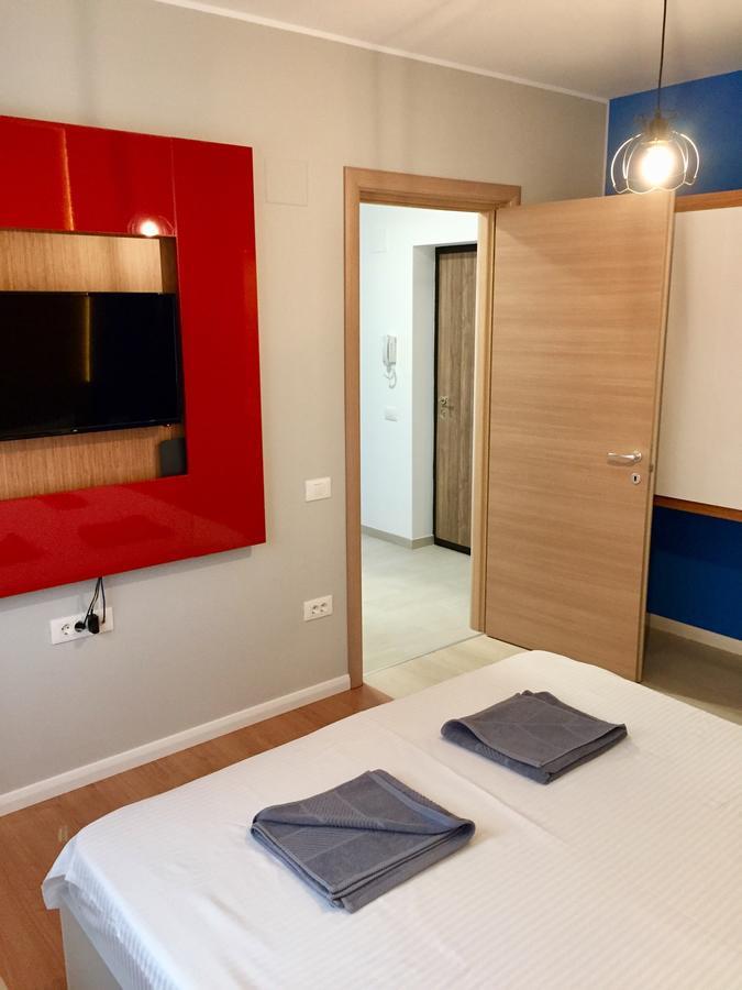 Apartament Aty Navodari Bagian luar foto
