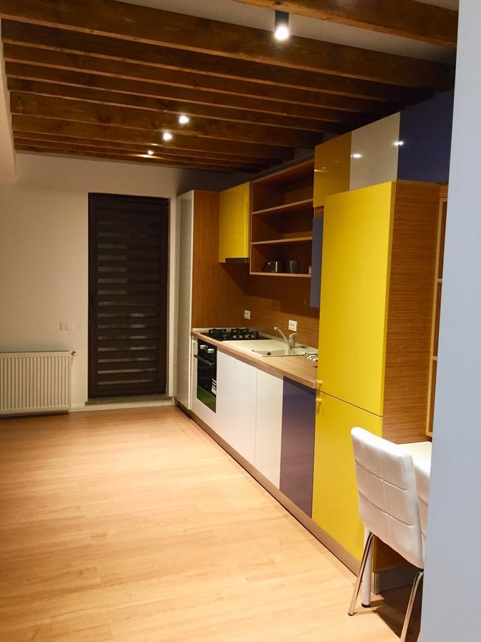 Apartament Aty Navodari Bagian luar foto
