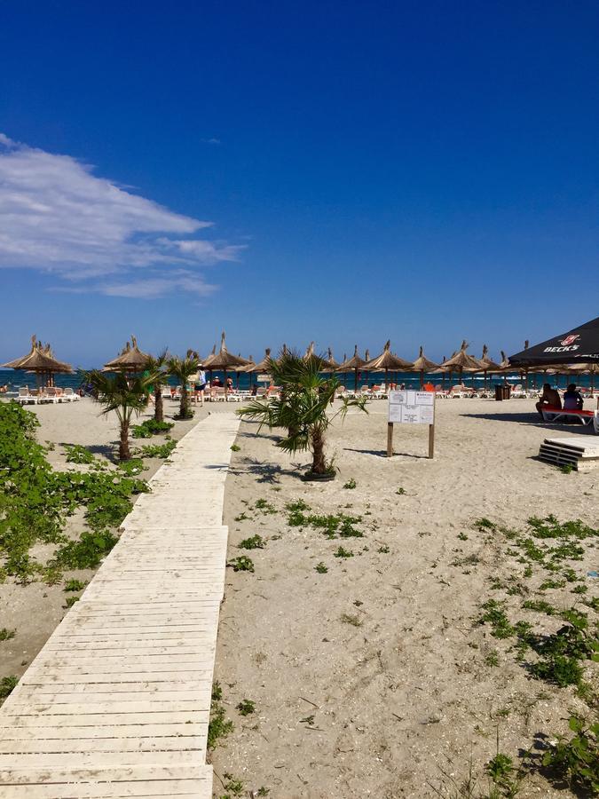 Apartament Aty Navodari Bagian luar foto