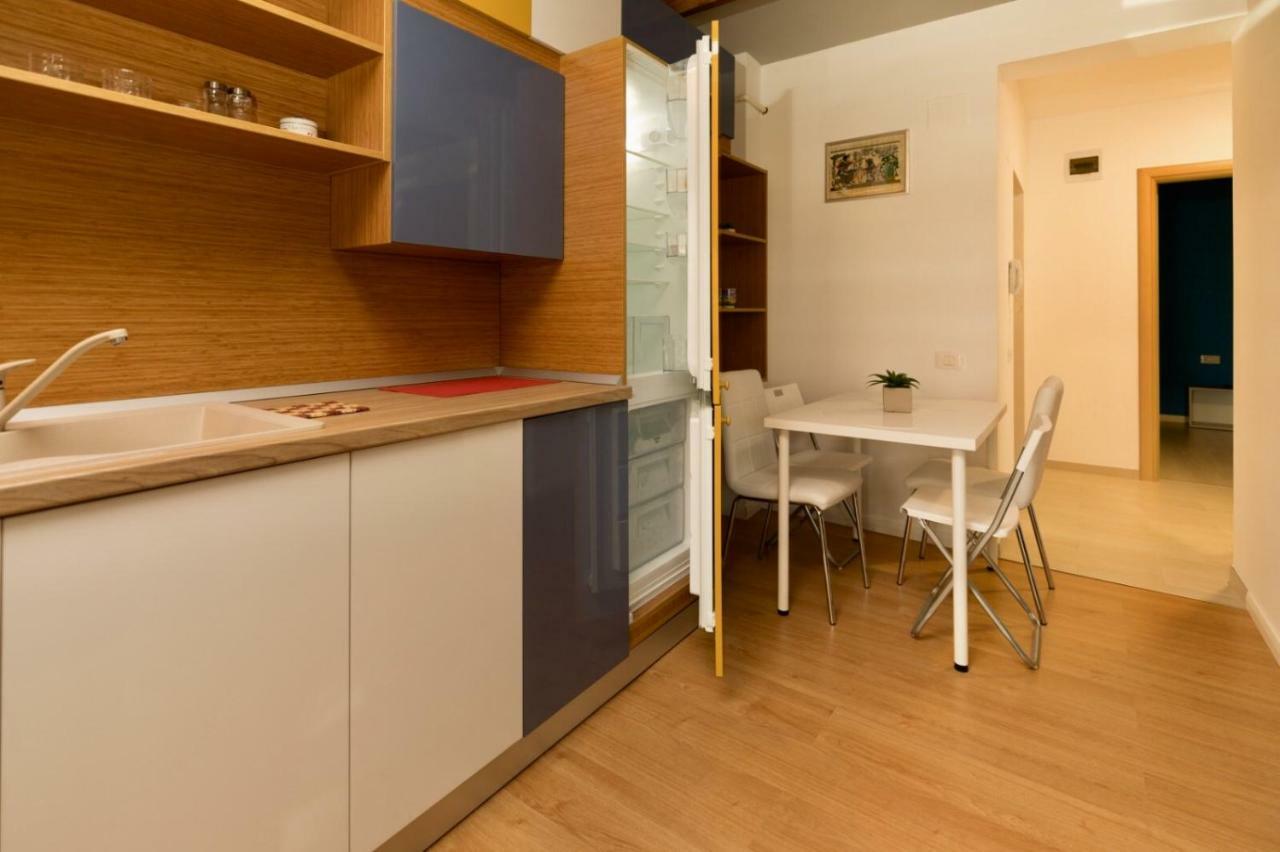 Apartament Aty Navodari Bagian luar foto