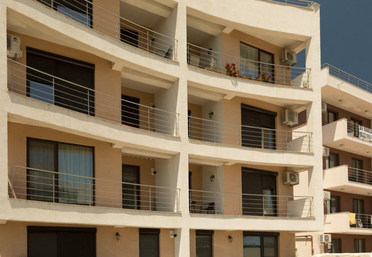 Apartament Aty Navodari Bagian luar foto