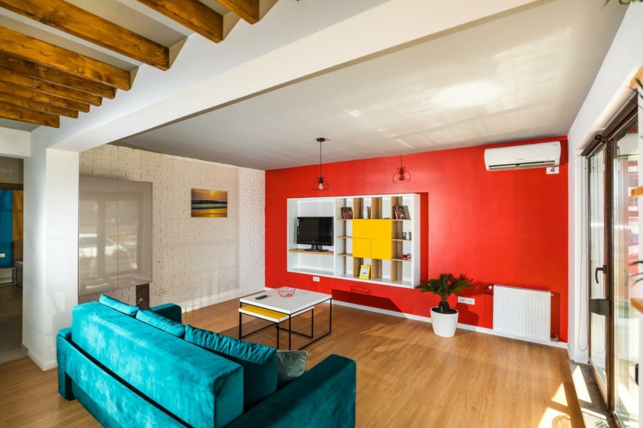 Apartament Aty Navodari Bagian luar foto