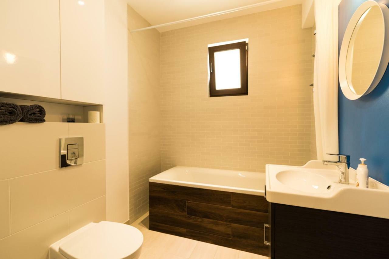 Apartament Aty Navodari Bagian luar foto