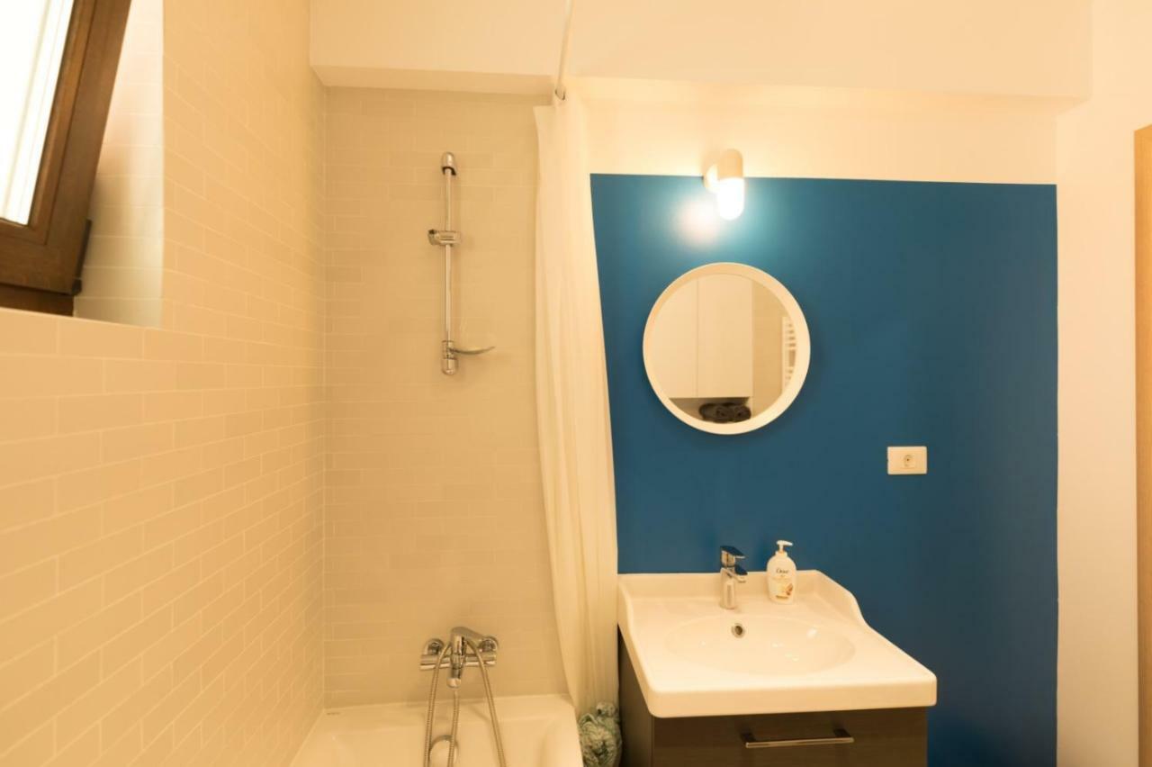 Apartament Aty Navodari Bagian luar foto